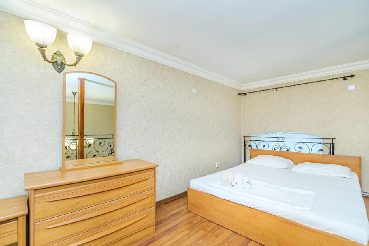 Nizami Street 2 Room Luxe House Baku Exterior photo